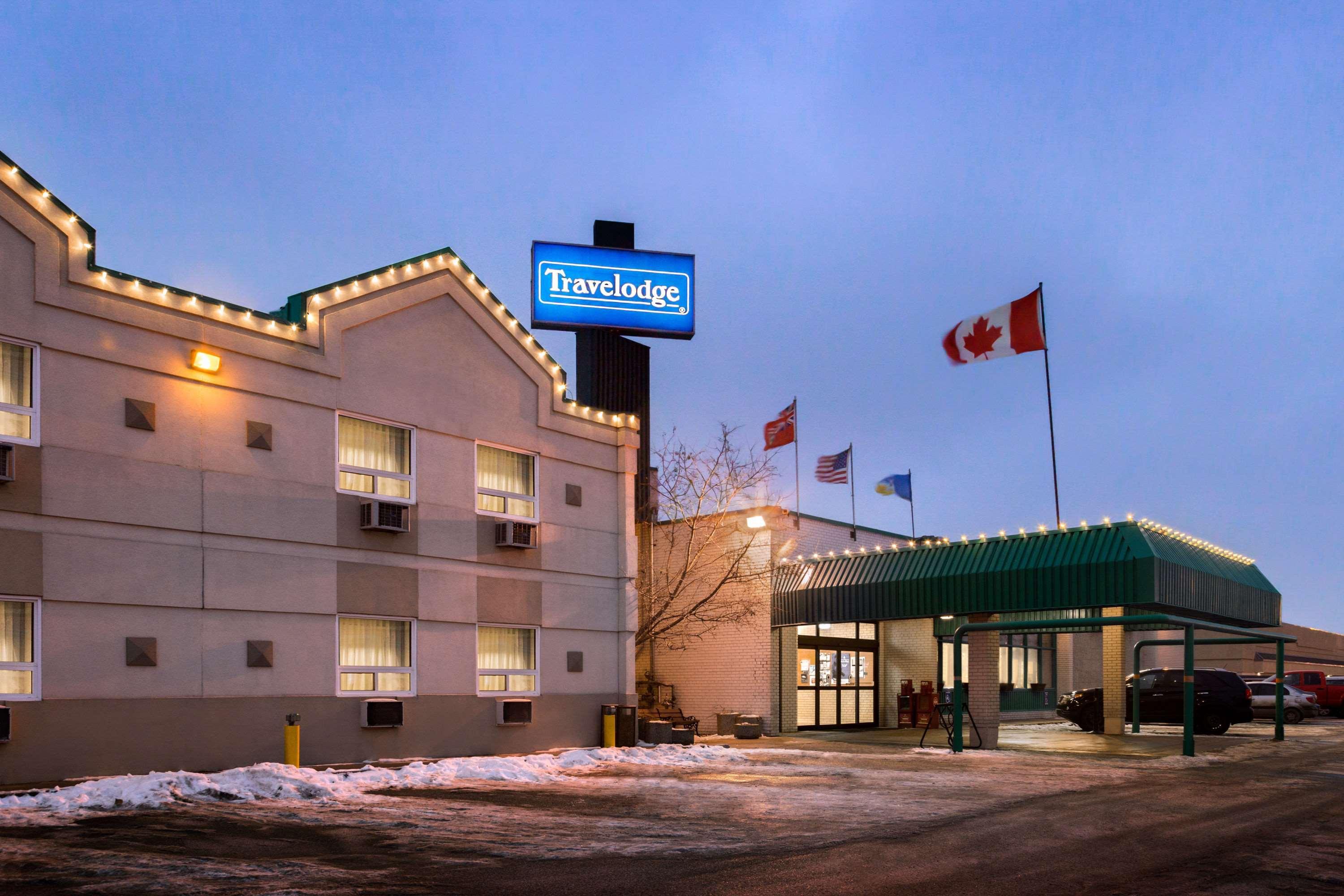 Travelodge By Wyndham Winnipeg East Buitenkant foto