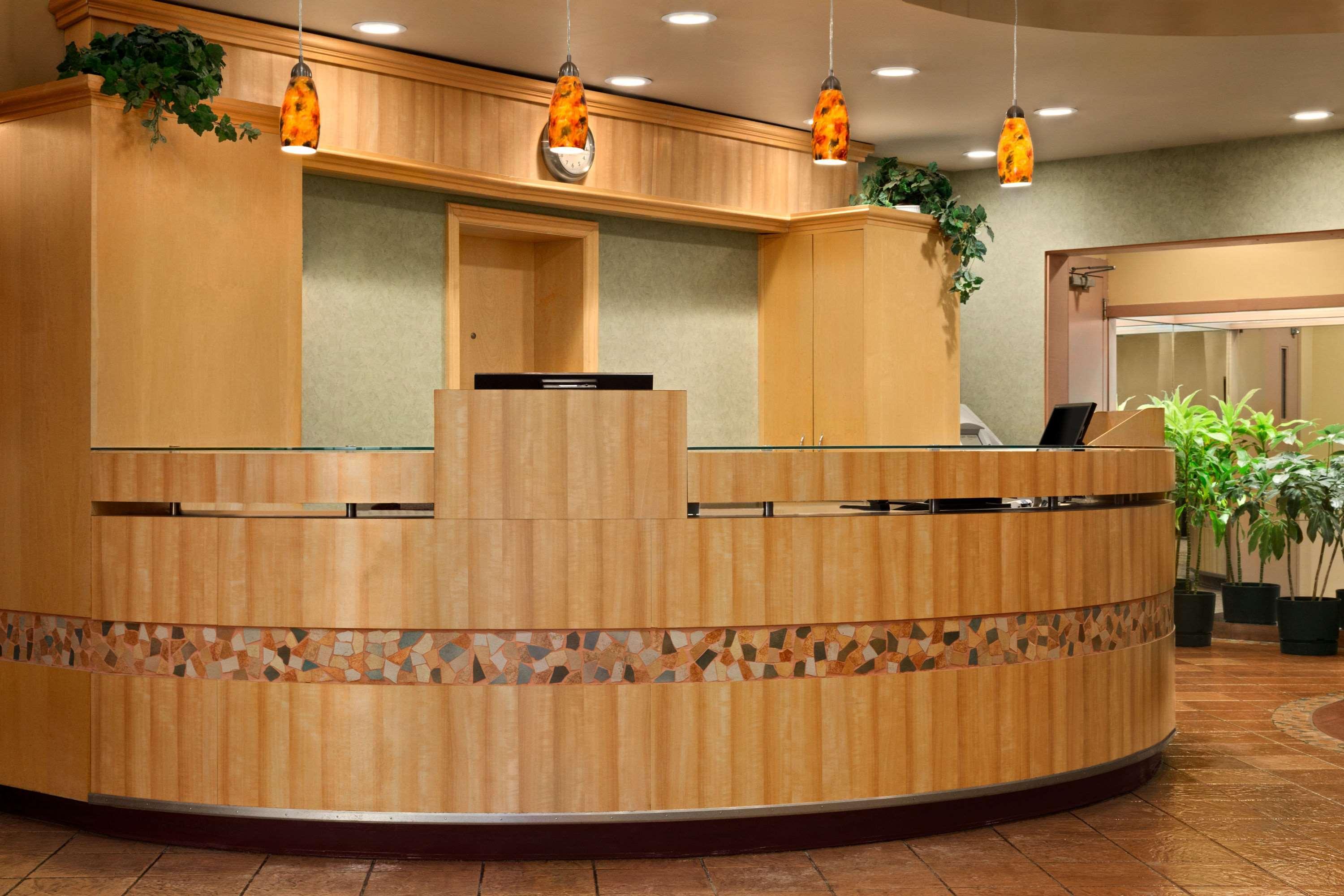 Travelodge By Wyndham Winnipeg East Buitenkant foto