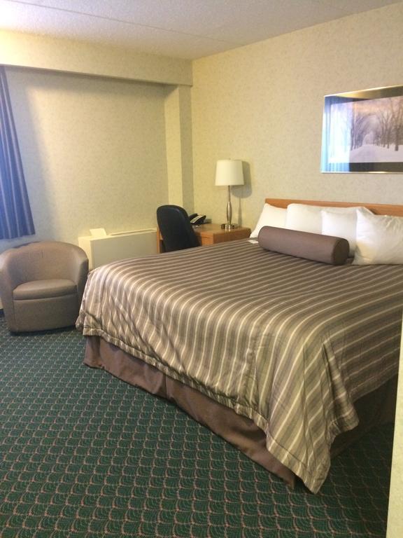 Travelodge By Wyndham Winnipeg East Buitenkant foto