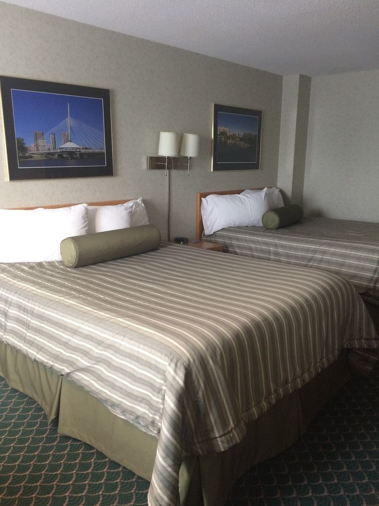 Travelodge By Wyndham Winnipeg East Buitenkant foto