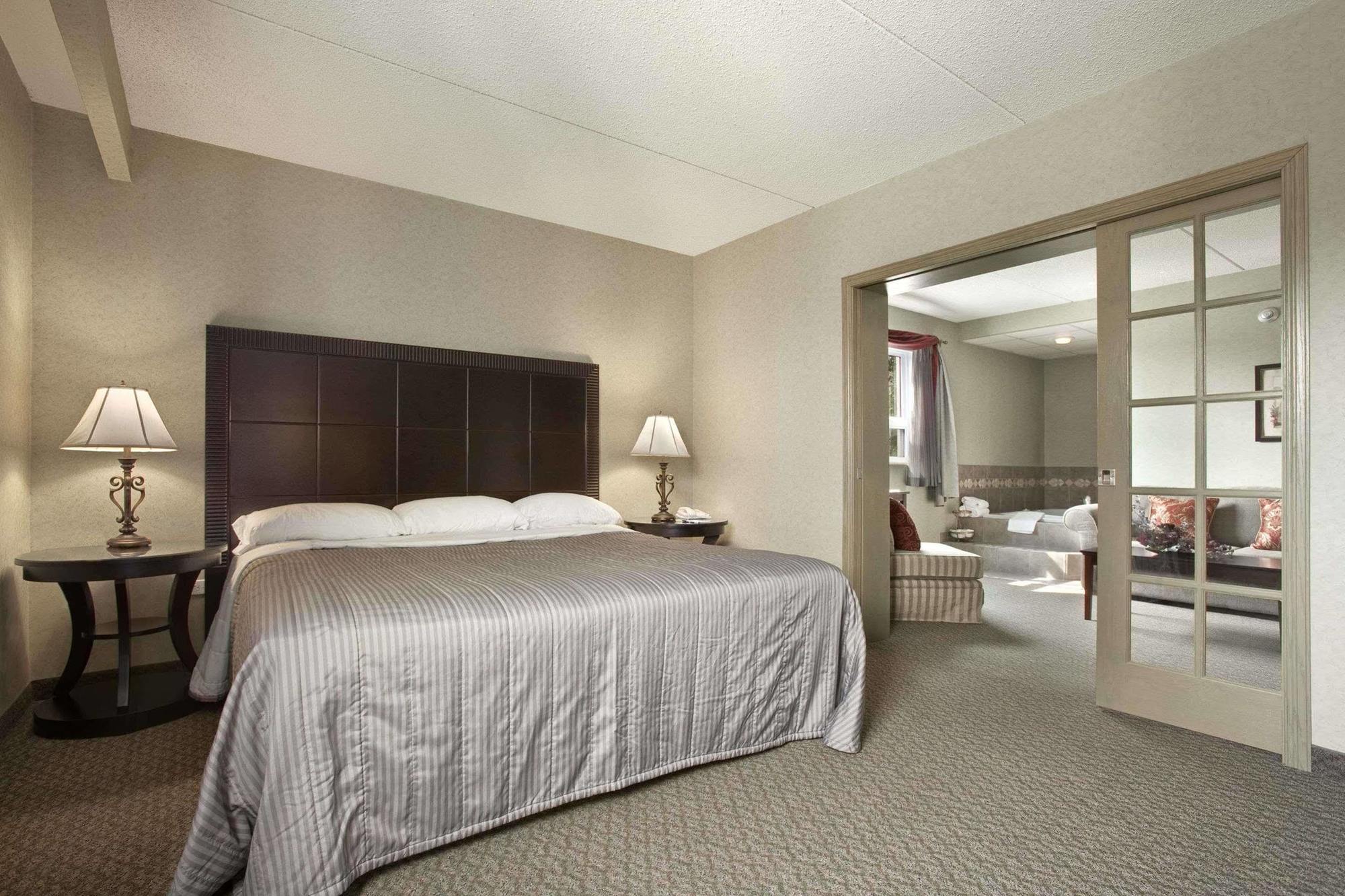 Travelodge By Wyndham Winnipeg East Buitenkant foto